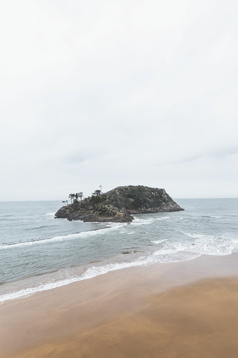 île San Nicolas. Photo : Jon Sanchez (@platoux)