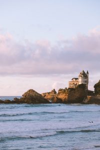 Villa Belza à la côte des basques à Biarritz. Photo : Jon Sanchez (@platoux)