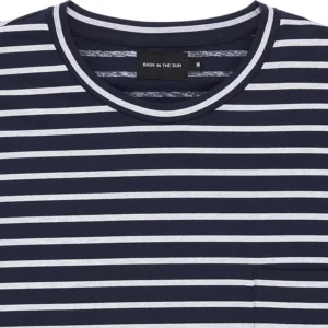 T-shirt. Bask in the Sun. Collection automne hiver 2023