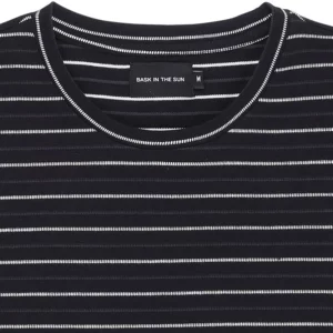 T-shirt. Bask in the Sun. Collection automne hiver 2023