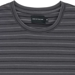 T-shirt. Bask in the Sun. Collection automne hiver 2023