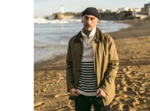 Photo de collection Bask in the Sun. Biarritz, grande plage. Automne hiver 2023