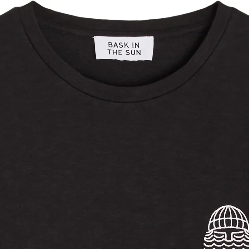 black MINI TO THE SEA tee – Image 2