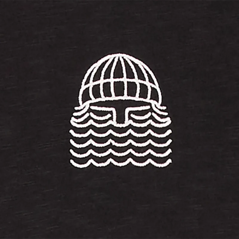 black MINI TO THE SEA tee – Image 3