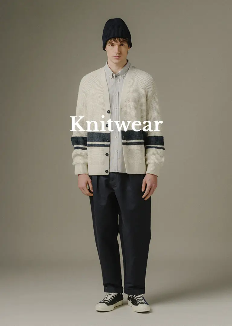 SUSTAINABLE MARITIME MENSWEAR. Bask in the Sun est une marque française qui propose un vestiaire masculin éco-responsable puissamment iodé, inspiré à la fois par l’héritage des vêtements marins et par la mode urbaine. SUSTAINABLE MARITIME MENSWEAR. Bask in the Sun is a French brand that offers a sustainable men's wardrobe with a strong iodine content, inspired by both the heritage of marine clothing and urban fashion.